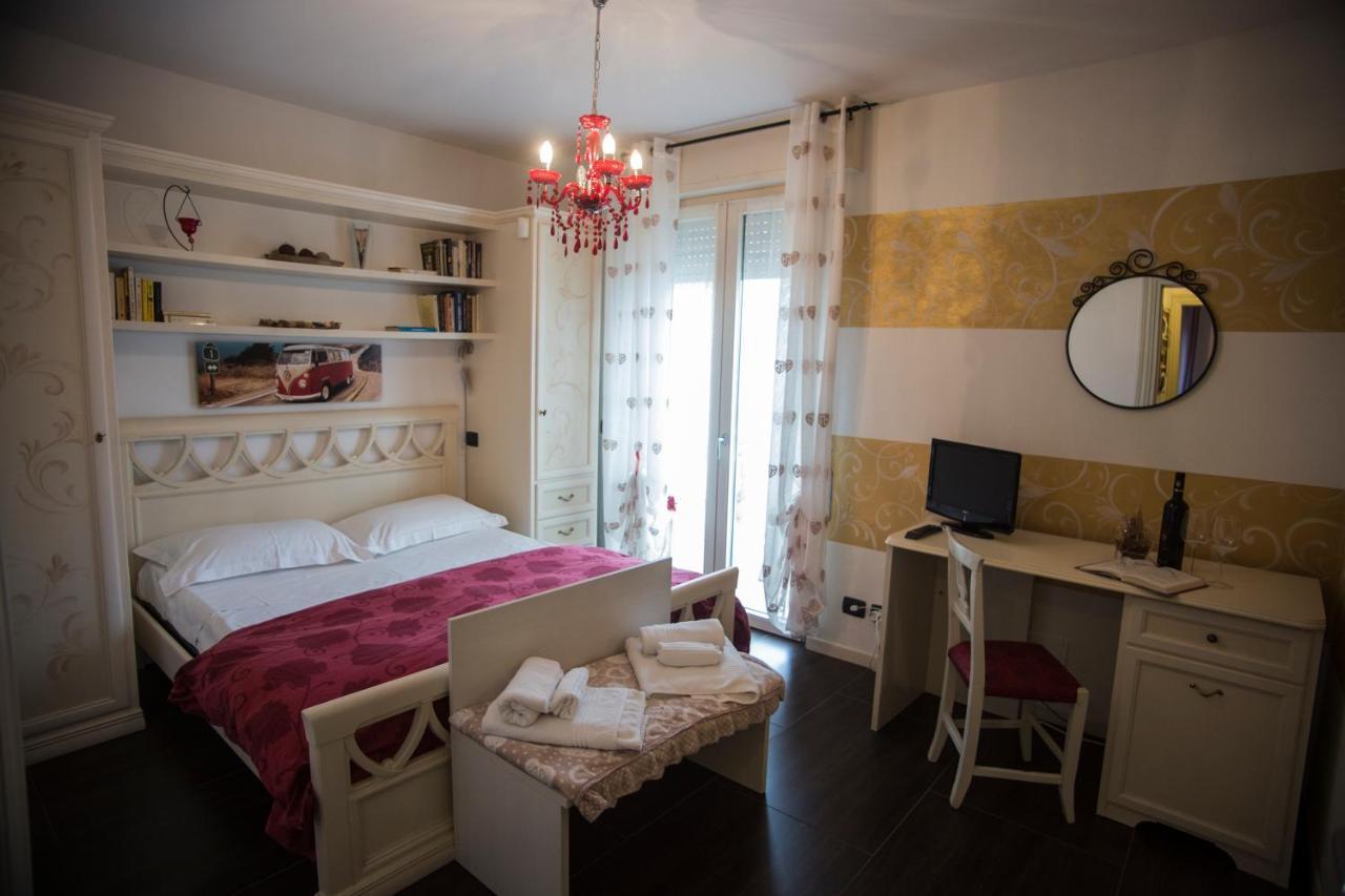 Villa Indipendente A Pochi Passi Dal Lago ซานเฟลีเช เดล เบนาโก ภายนอก รูปภาพ